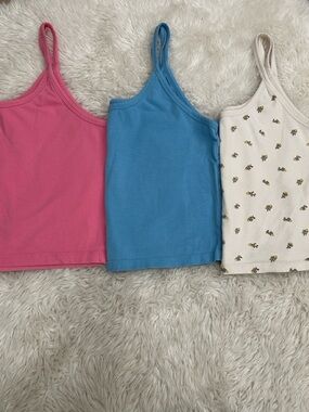 ARQ tank lot Pink, Blue and Cream Floral